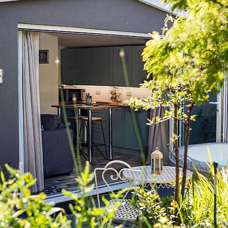 Hideaway Cabin For Two On Edge Of New Forest Hinton  Kültér fotó