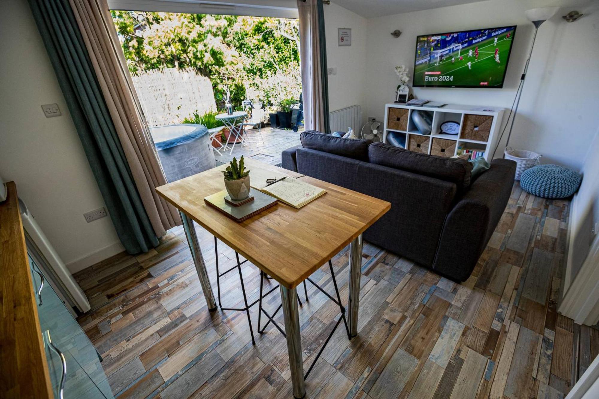 Hideaway Cabin For Two On Edge Of New Forest Hinton  Kültér fotó